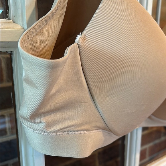 Cacique Tan Seamless Full Coverage Bra size 50B Has underwire. - Picture 7 of 9